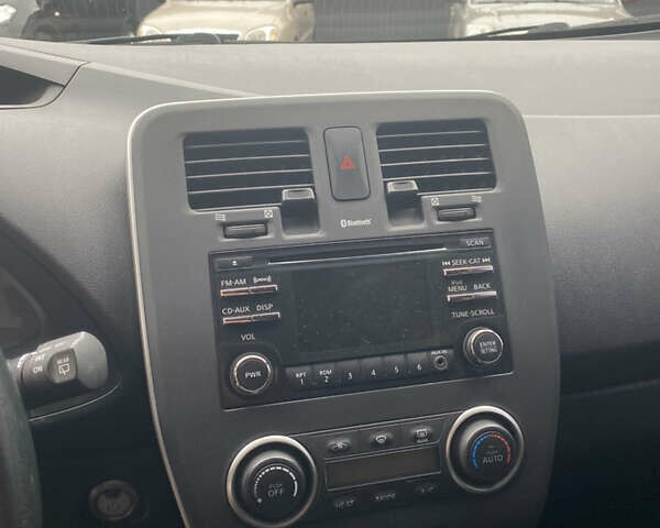 Ниссан Лиф 2013 в Нежине на Automoto.ua Серый Ниссан Лиф, объемом двигателя 0 л и пробегом 181 тыс. км за 5100 $, фото 21 на Automoto.ua