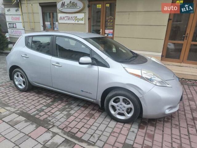 Серый Ниссан Лиф, объемом двигателя 0 л и пробегом 147 тыс. км за 4800 $, фото 2 на Automoto.ua