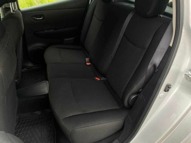 Сірий Ніссан Ліф, об'ємом двигуна 0 л та пробігом 75 тис. км за 5000 $, фото 12 на Automoto.ua