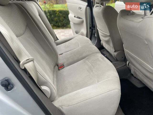 Серый Ниссан Лиф, объемом двигателя 0 л и пробегом 72 тыс. км за 4990 $, фото 15 на Automoto.ua