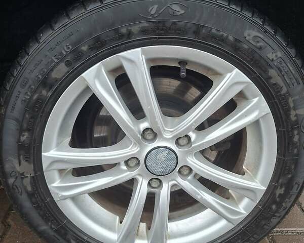 Серый Ниссан Лиф, объемом двигателя 0 л и пробегом 148 тыс. км за 5700 $, фото 32 на Automoto.ua