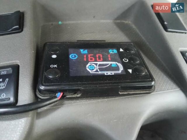 Серый Ниссан Лиф, объемом двигателя 0 л и пробегом 197 тыс. км за 6000 $, фото 11 на Automoto.ua