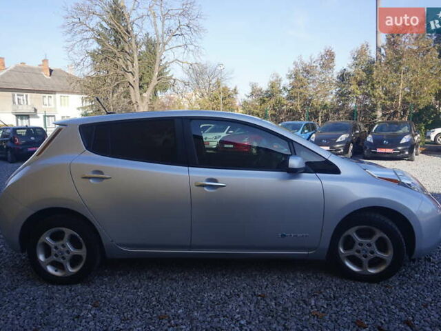 Серый Ниссан Лиф, объемом двигателя 0 л и пробегом 193 тыс. км за 5555 $, фото 14 на Automoto.ua