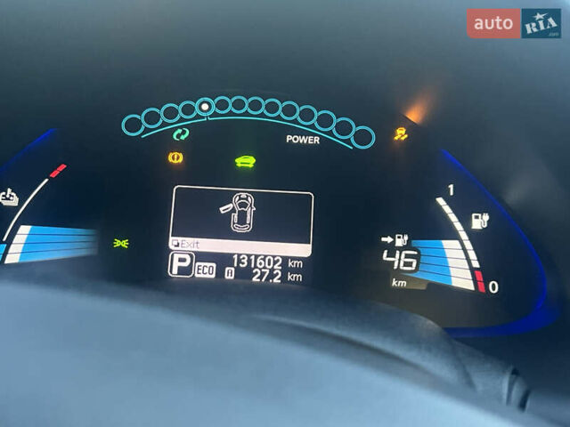 Серый Ниссан Лиф, объемом двигателя 0 л и пробегом 130 тыс. км за 6700 $, фото 5 на Automoto.ua