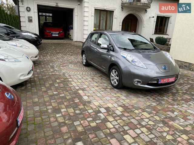 Серый Ниссан Лиф, объемом двигателя 0 л и пробегом 140 тыс. км за 5490 $, фото 8 на Automoto.ua