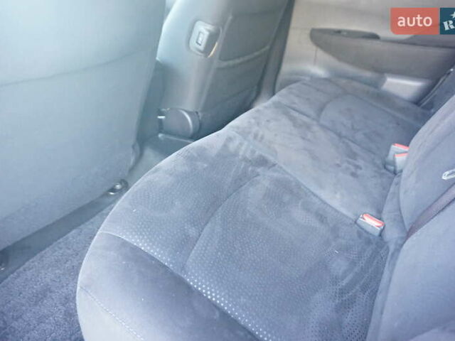 Серый Ниссан Лиф, объемом двигателя 0 л и пробегом 193 тыс. км за 5555 $, фото 43 на Automoto.ua