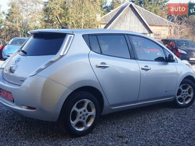 Серый Ниссан Лиф, объемом двигателя 0 л и пробегом 193 тыс. км за 5555 $, фото 6 на Automoto.ua