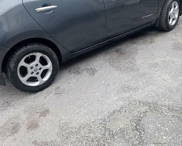 Сірий Ніссан Ліф, об'ємом двигуна 0 л та пробігом 140 тис. км за 6500 $, фото 7 на Automoto.ua