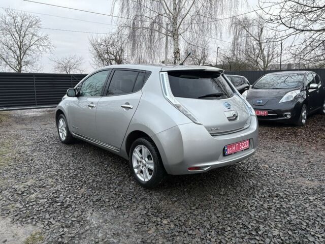 Серый Ниссан Лиф, объемом двигателя 0 л и пробегом 122 тыс. км за 5900 $, фото 7 на Automoto.ua