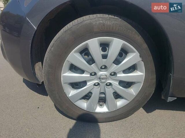 Серый Ниссан Лиф, объемом двигателя 0 л и пробегом 154 тыс. км за 6000 $, фото 21 на Automoto.ua