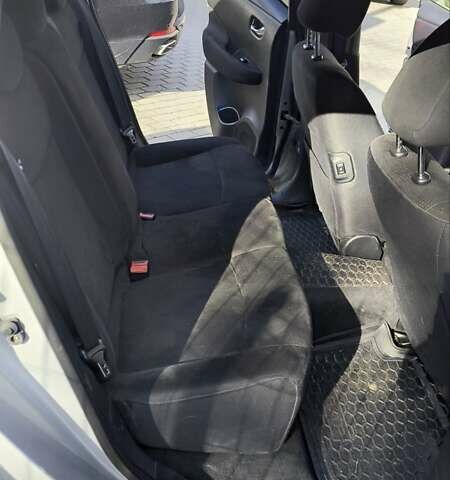 Сірий Ніссан Ліф, об'ємом двигуна 0 л та пробігом 91 тис. км за 6500 $, фото 7 на Automoto.ua