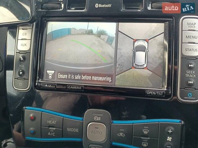 Серый Ниссан Лиф, объемом двигателя 0 л и пробегом 119 тыс. км за 8200 $, фото 19 на Automoto.ua