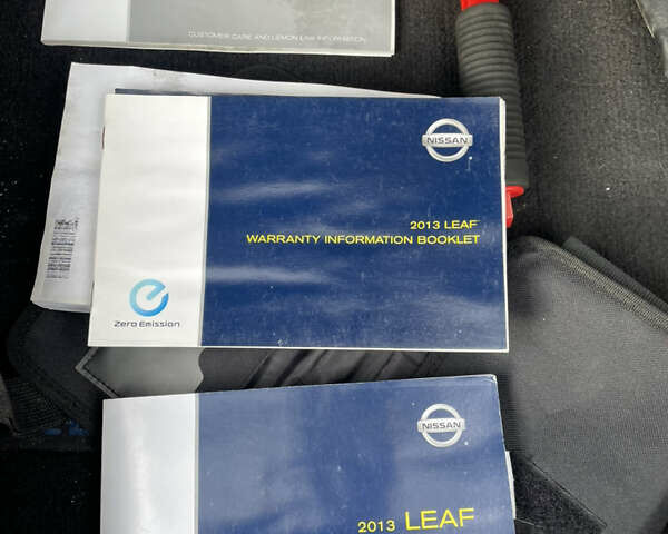 Серый Ниссан Лиф, объемом двигателя 0 л и пробегом 166 тыс. км за 6900 $, фото 13 на Automoto.ua