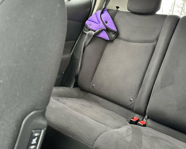 Серый Ниссан Лиф, объемом двигателя 0 л и пробегом 92 тыс. км за 8100 $, фото 24 на Automoto.ua