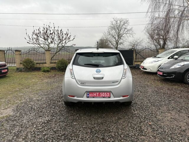 Сірий Ніссан Ліф, об'ємом двигуна 0 л та пробігом 57 тис. км за 6000 $, фото 5 на Automoto.ua