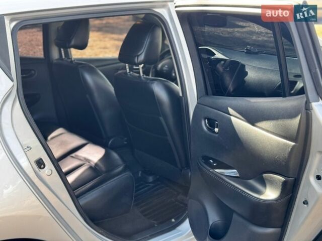 Серый Ниссан Лиф, объемом двигателя 0 л и пробегом 172 тыс. км за 6500 $, фото 10 на Automoto.ua