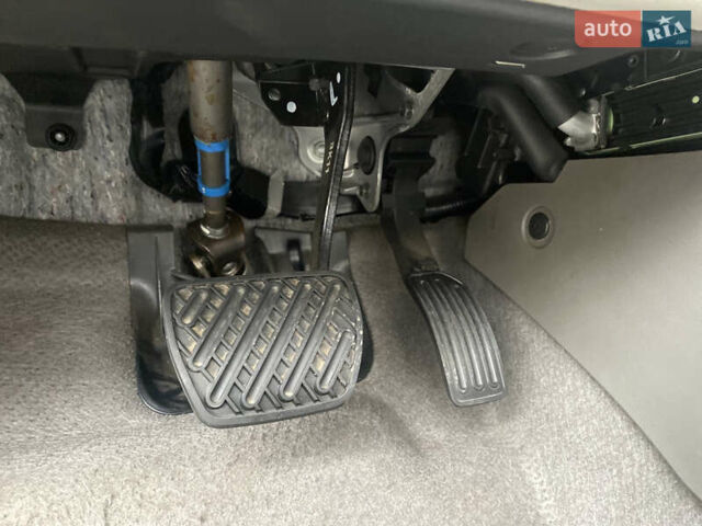 Сірий Ніссан Ліф, об'ємом двигуна 0 л та пробігом 70 тис. км за 4590 $, фото 28 на Automoto.ua
