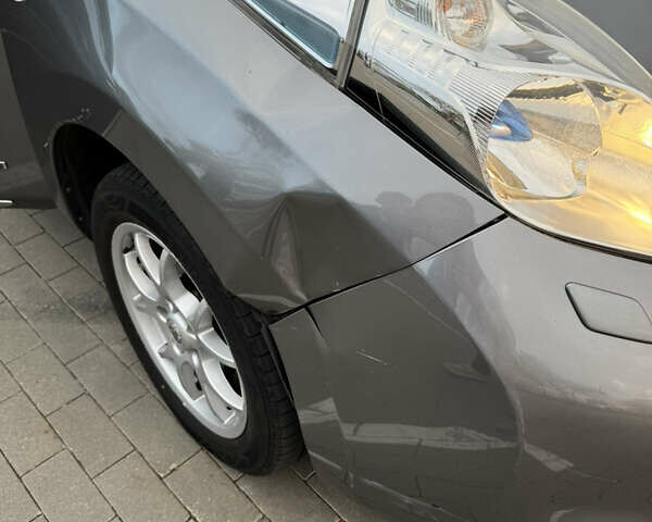 Ниссан Лиф 2013 в Одессе на Automoto.ua Серый Ниссан Лиф, объемом двигателя 0 л и пробегом 180 тыс. км за 5500 $, фото 2 на Automoto.ua