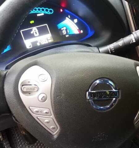 Серый Ниссан Лиф, объемом двигателя 0 л и пробегом 157 тыс. км за 7850 $, фото 27 на Automoto.ua