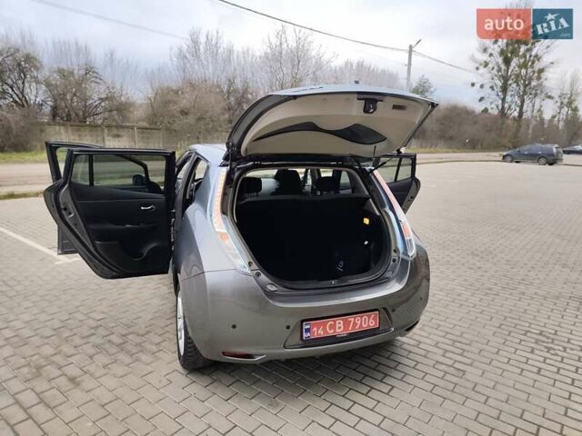 Серый Ниссан Лиф, объемом двигателя 0 л и пробегом 100 тыс. км за 5999 $, фото 62 на Automoto.ua