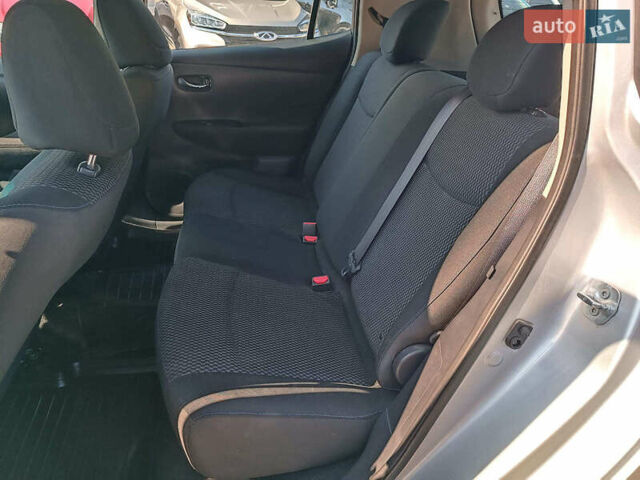 Серый Ниссан Лиф, объемом двигателя 0 л и пробегом 77 тыс. км за 7540 $, фото 9 на Automoto.ua