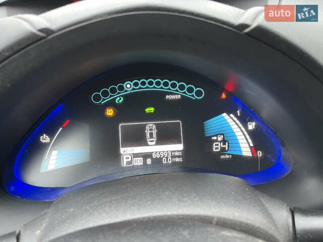 Серый Ниссан Лиф, объемом двигателя 0 л и пробегом 106 тыс. км за 5700 $, фото 14 на Automoto.ua