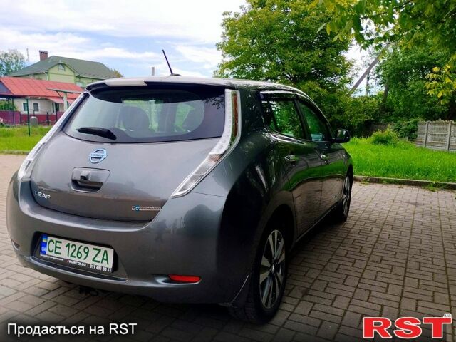 Сірий Ніссан Ліф, об'ємом двигуна 0 л та пробігом 80 тис. км за 7800 $, фото 4 на Automoto.ua