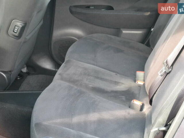 Серый Ниссан Лиф, объемом двигателя 0 л и пробегом 139 тыс. км за 5400 $, фото 19 на Automoto.ua