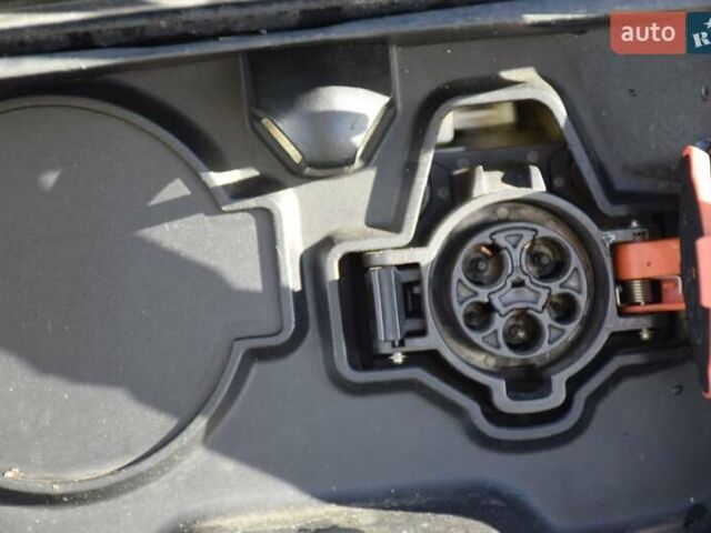 Серый Ниссан Лиф, объемом двигателя 0 л и пробегом 96 тыс. км за 7200 $, фото 19 на Automoto.ua