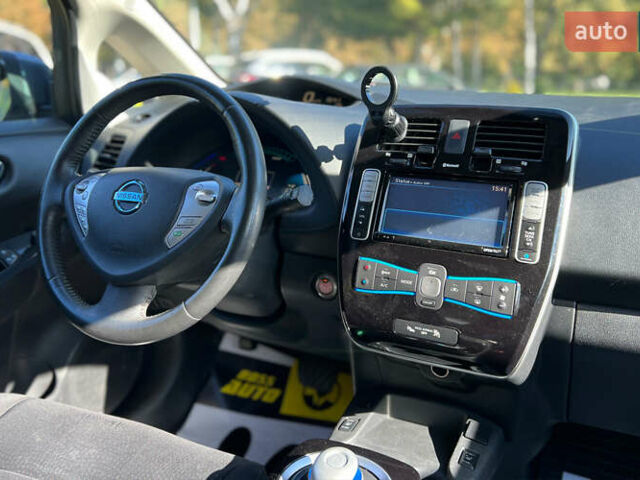 Серый Ниссан Лиф, объемом двигателя 0 л и пробегом 111 тыс. км за 5999 $, фото 11 на Automoto.ua