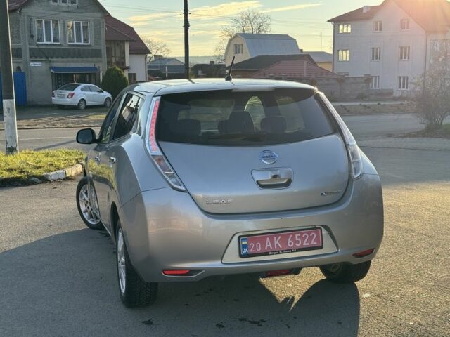 Сірий Ніссан Ліф, об'ємом двигуна 0 л та пробігом 113 тис. км за 6500 $, фото 2 на Automoto.ua