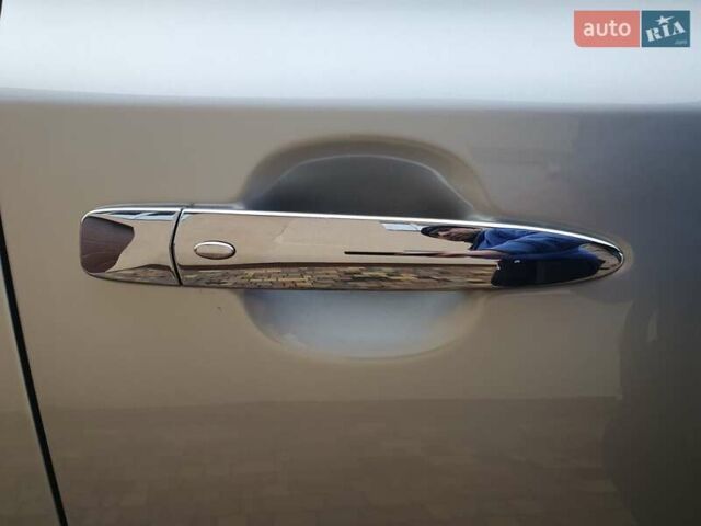 Серый Ниссан Лиф, объемом двигателя 0 л и пробегом 126 тыс. км за 7500 $, фото 35 на Automoto.ua