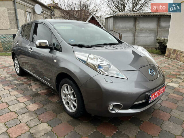 Серый Ниссан Лиф, объемом двигателя 0 л и пробегом 139 тыс. км за 7200 $, фото 9 на Automoto.ua
