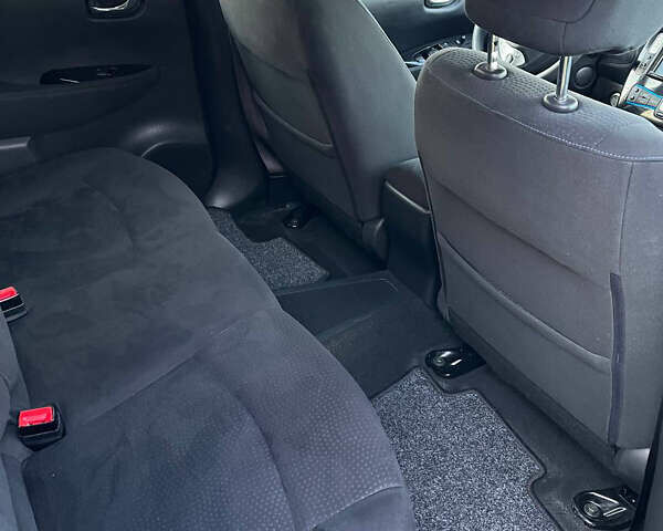 Сірий Ніссан Ліф, об'ємом двигуна 0 л та пробігом 90 тис. км за 6600 $, фото 6 на Automoto.ua