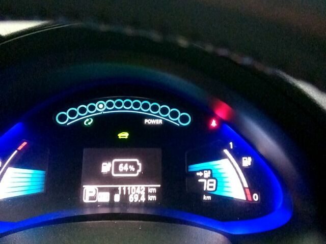 Серый Ниссан Лиф, объемом двигателя 0 л и пробегом 110 тыс. км за 6800 $, фото 13 на Automoto.ua