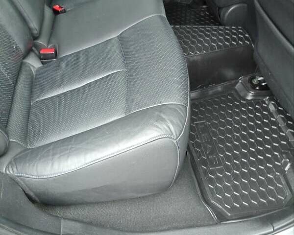 Серый Ниссан Лиф, объемом двигателя 0 л и пробегом 99 тыс. км за 7400 $, фото 26 на Automoto.ua