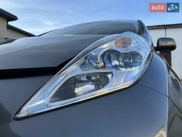 Сірий Ніссан Ліф, об'ємом двигуна 0 л та пробігом 154 тис. км за 8200 $, фото 43 на Automoto.ua