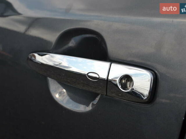 Серый Ниссан Лиф, объемом двигателя 0 л и пробегом 139 тыс. км за 5400 $, фото 14 на Automoto.ua