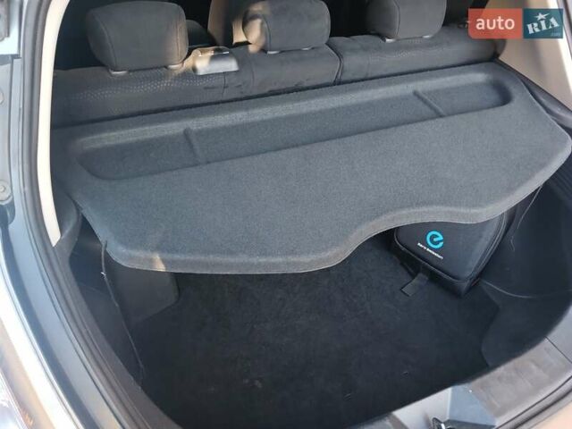 Сірий Ніссан Ліф, об'ємом двигуна 0 л та пробігом 142 тис. км за 7200 $, фото 15 на Automoto.ua