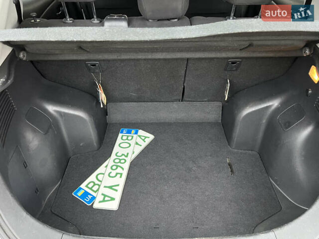 Серый Ниссан Лиф, объемом двигателя 0 л и пробегом 139 тыс. км за 7200 $, фото 36 на Automoto.ua