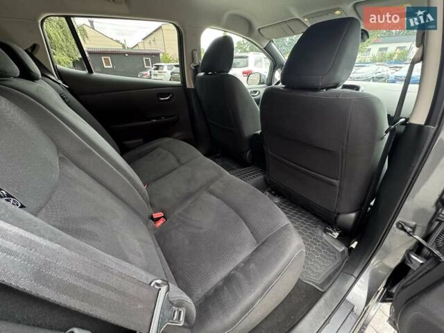 Серый Ниссан Лиф, объемом двигателя 0 л и пробегом 159 тыс. км за 6700 $, фото 23 на Automoto.ua