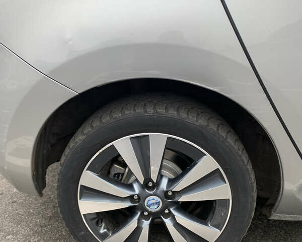 Серый Ниссан Лиф, объемом двигателя 0 л и пробегом 112 тыс. км за 7500 $, фото 6 на Automoto.ua