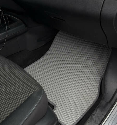 Серый Ниссан Лиф, объемом двигателя 0 л и пробегом 95 тыс. км за 6500 $, фото 8 на Automoto.ua