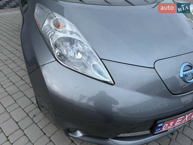 Серый Ниссан Лиф, объемом двигателя 0 л и пробегом 86 тыс. км за 6999 $, фото 9 на Automoto.ua