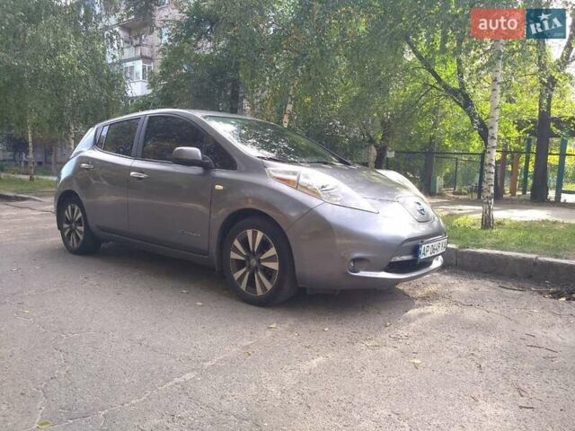 Серый Ниссан Лиф, объемом двигателя 0 л и пробегом 160 тыс. км за 6000 $, фото 7 на Automoto.ua