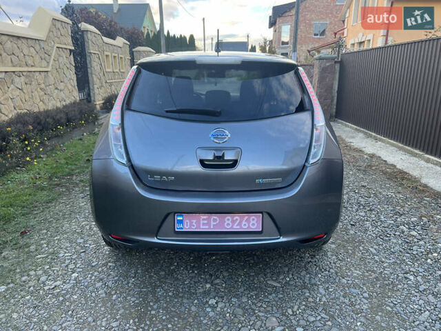 Ниссан Лиф 2014 в Черновцах на Automoto.ua Серый Ниссан Лиф, объемом двигателя 0 л и пробегом 83 тыс. км за 5900 $, фото 38 на Automoto.ua