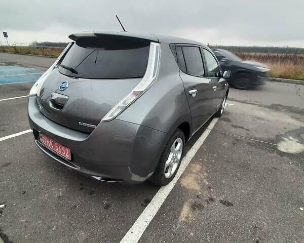 Серый Ниссан Лиф, объемом двигателя 0 л и пробегом 129 тыс. км за 7100 $, фото 3 на Automoto.ua