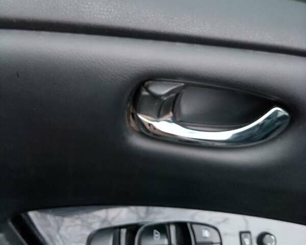 Серый Ниссан Лиф, объемом двигателя 0 л и пробегом 103 тыс. км за 11500 $, фото 5 на Automoto.ua