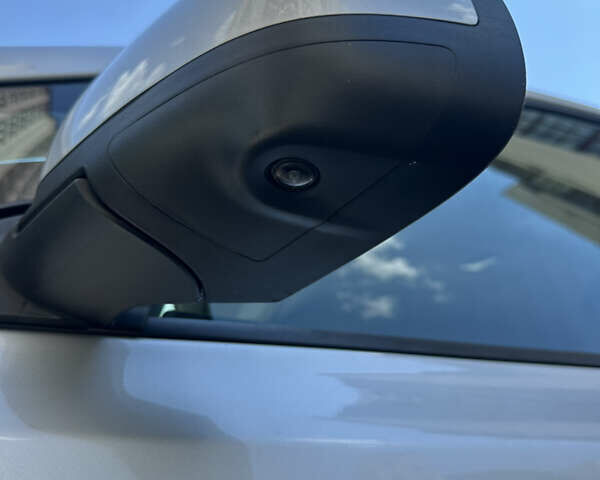 Сірий Ніссан Ліф, об'ємом двигуна 0 л та пробігом 176 тис. км за 5999 $, фото 16 на Automoto.ua