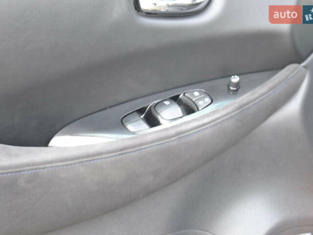 Серый Ниссан Лиф, объемом двигателя 0 л и пробегом 139 тыс. км за 5400 $, фото 17 на Automoto.ua